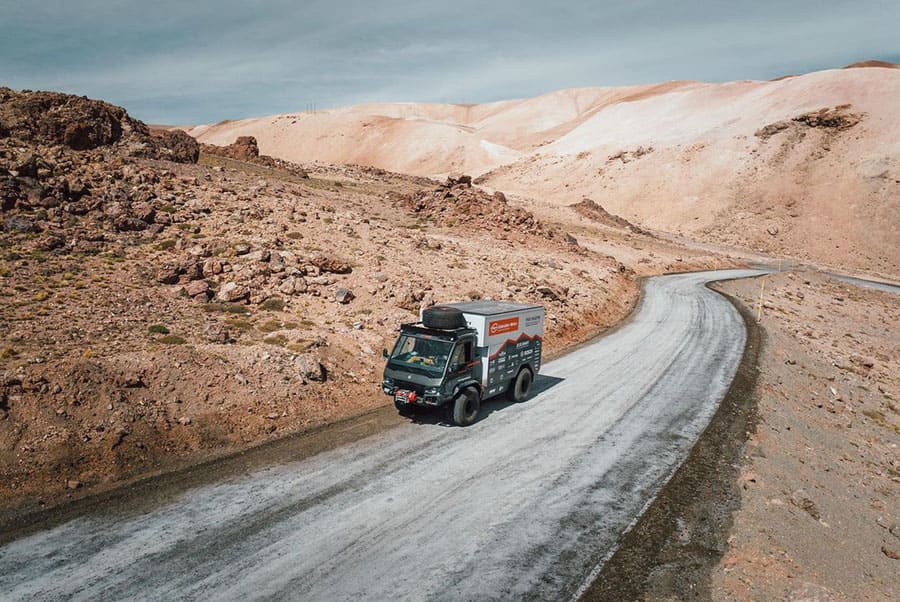 Peak Evolution, truck in the mountain