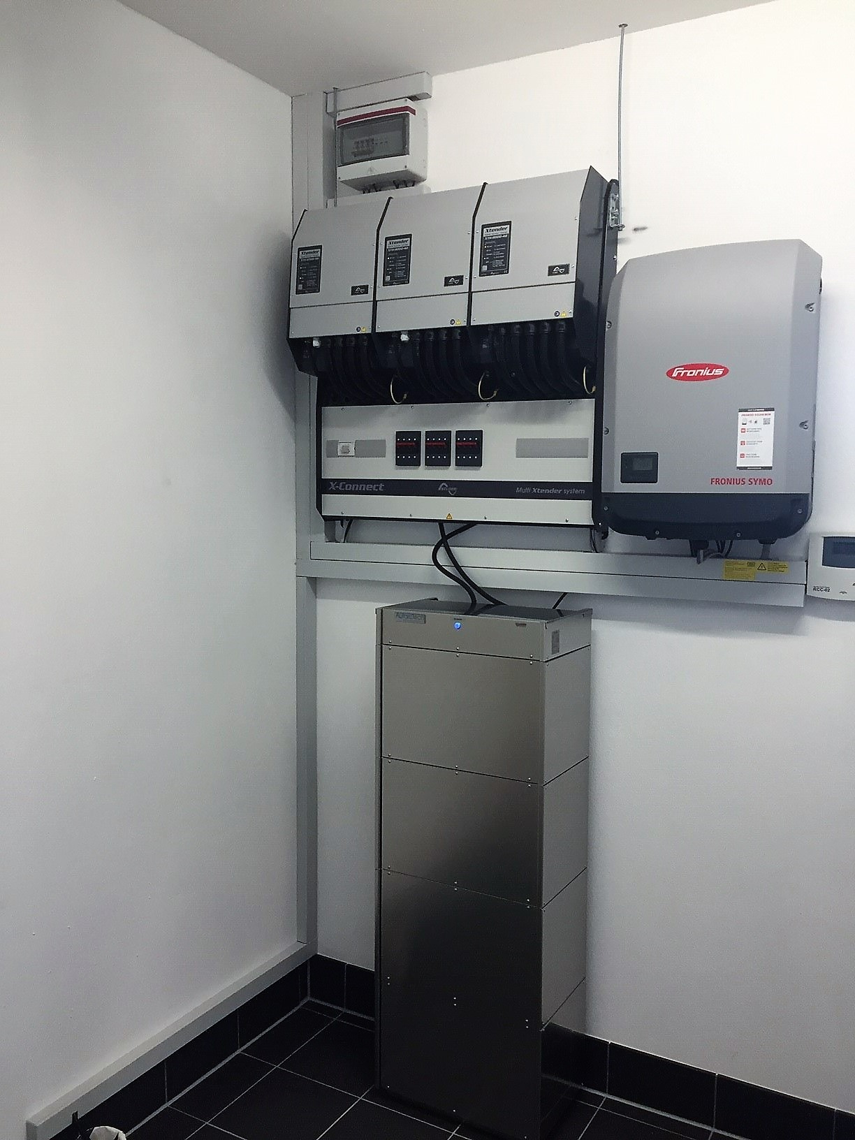 autaric-office xtender xconect installation